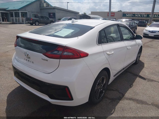 2017 HYUNDAI IONIQ HYBRID KMHC75LC8HU040595 Photo 3