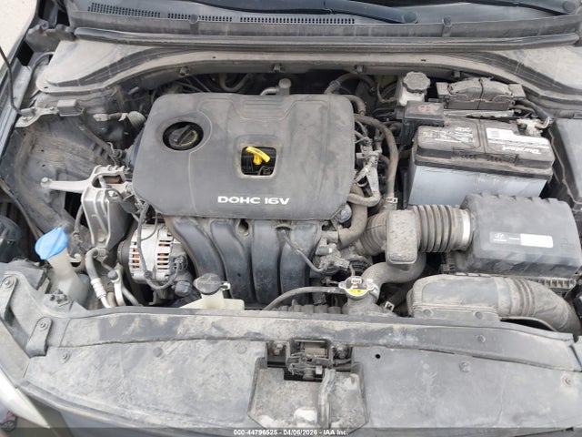 5NPD84LF0JH222057 Hyundai ELANTRA SEL