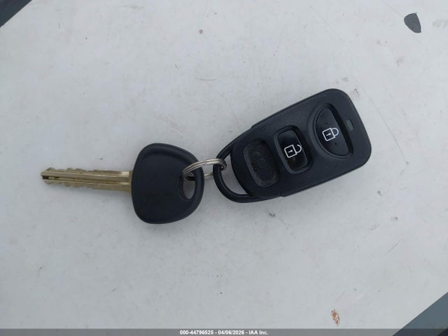 5NPD84LF0JH222057 Hyundai ELANTRA SEL