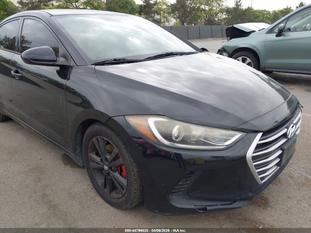 5NPD84LF0JH222057 Hyundai ELANTRA SEL