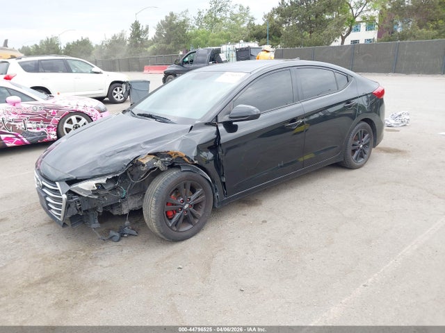 5NPD84LF0JH222057 Hyundai ELANTRA SEL