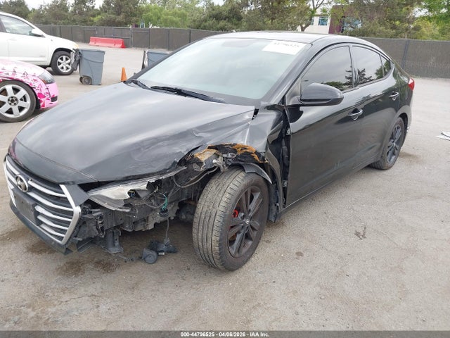 5NPD84LF0JH222057 Hyundai ELANTRA SEL