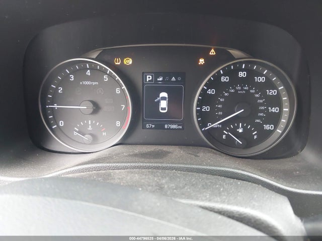 5NPD84LF0JH222057 Hyundai ELANTRA SEL