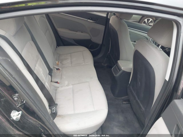 5NPD84LF0JH222057 Hyundai ELANTRA SEL
