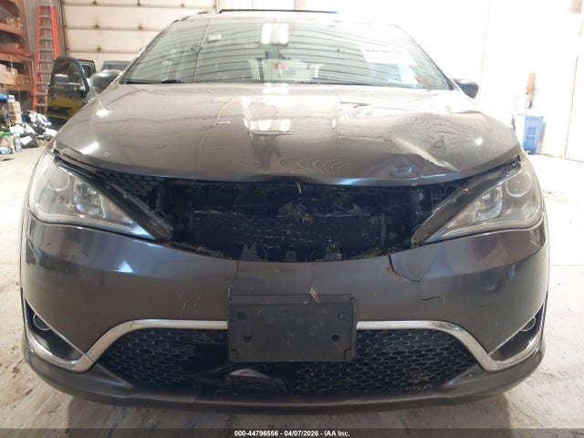Aukcja sprzedaży 2017 Chrysler Pacifica Touring-l, vin: 2C4RC1BG8HR510452, numer aukcji: 44796556