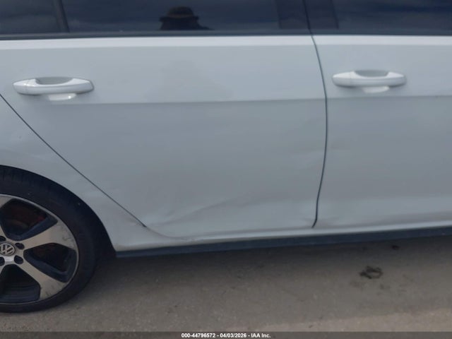 2017 Volkswagen Golf Gti Autobahn 4-door/s 4-door/se 4-door/sport 4-door მანქანა იყიდება აუქციონზე, vin: 3VW4T7AU2HM039200, აუქციონის ნომერი: 44796572