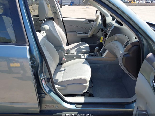 Продаж на аукціоні авто 2010 Subaru Forester 2.5x Premium, vin: JF2SH6CC4AH719735, номер лоту: 44796574