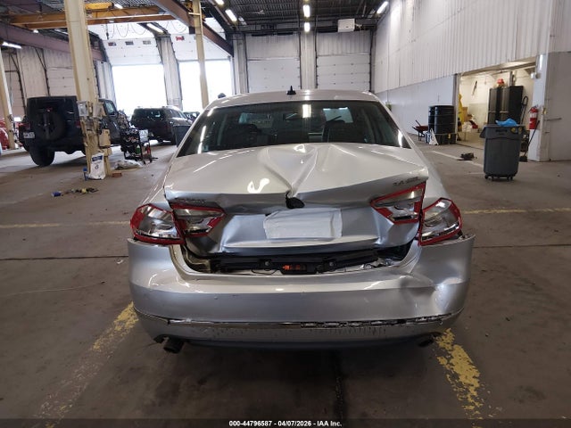 Продаж на аукціоні авто 2013 Volkswagen Passat 3.6l V6 Sel Premium, vin: 1VWCM7A31DC082552, номер лоту: 44796587
