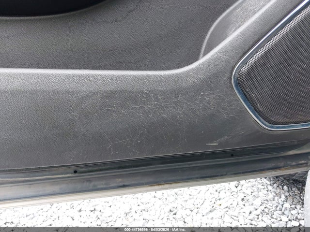 2019 CHEVROLET TAHOE 1GNSKAEC7KR100677 Photo 5