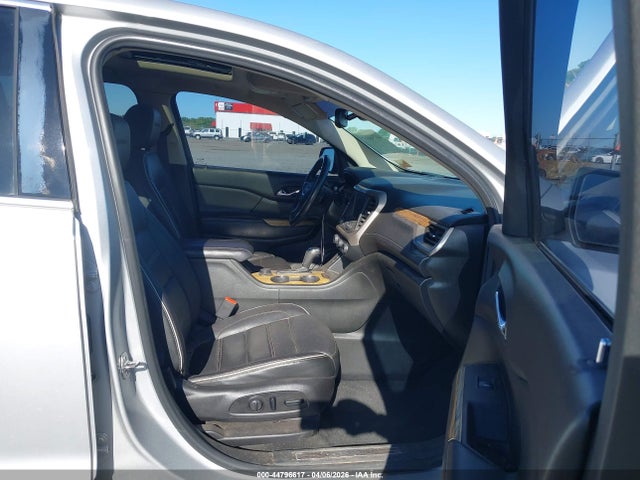 44796617 :رقم المزاد ، 1GKKNXLS1HZ190127 vin ، 2017 Gmc Acadia Denali مزاد بيع