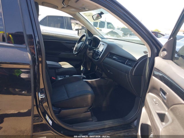 2019 MITSUBISHI OUTLANDER JA4AZ3A34KJ002071 Photo 4