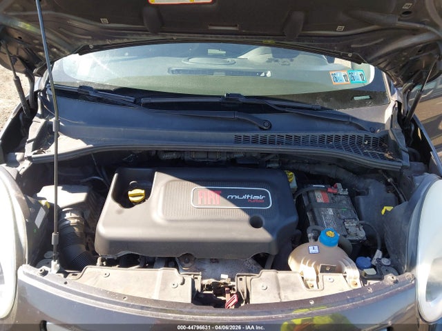 2015 FIAT 500L ZFBCFADH9FZ032003 Photo 9