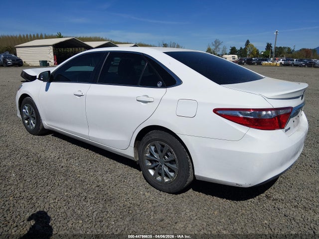 Toyota CAMRY LE 2015 4T1BF1FK1FU063157 Image 3