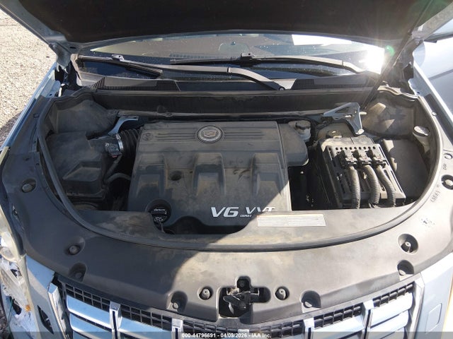 44796691 :رقم المزاد ، 3GYFNEE30DS542509 vin ، 2013 Cadillac Srx Premium Collection مزاد بيع