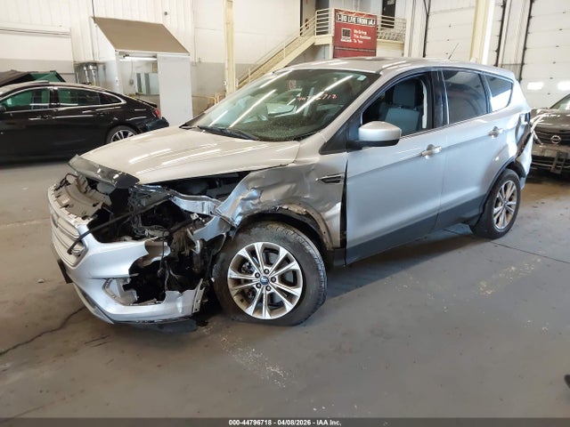 1FMCU9GD3HUD94088 Ford ESCAPE SE