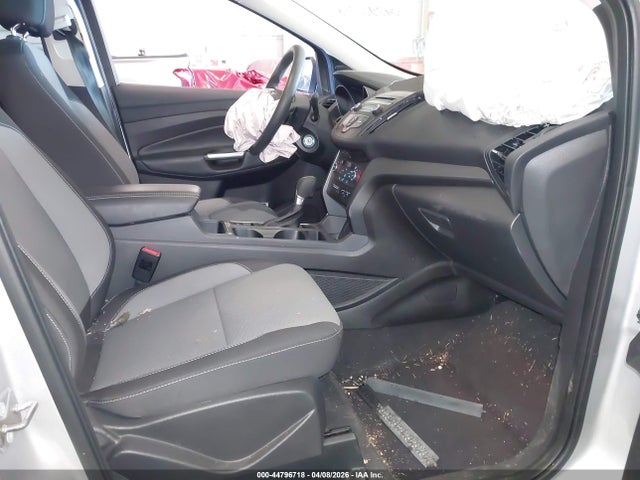 1FMCU9GD3HUD94088 Ford ESCAPE SE