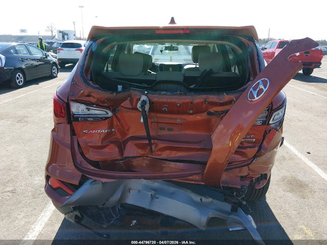 2017 Hyundai Santa Fe Sport 2.4l მანქანა იყიდება აუქციონზე, vin: 5XYZTDLB0HG394611, აუქციონის ნომერი: 44796720