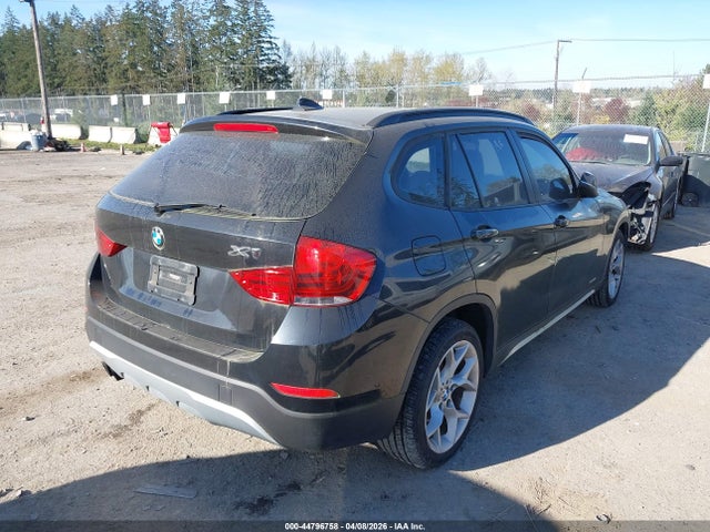 2013 BMW X1 WBAVM5C50DVL63757 Photo 3
