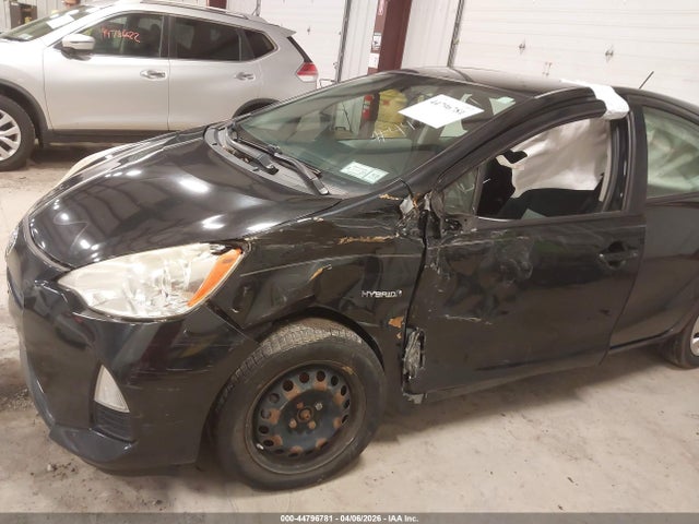 44796781 :رقم المزاد ، JTDKDTB37D1049315 vin ، 2013 Toyota Prius C Two مزاد بيع