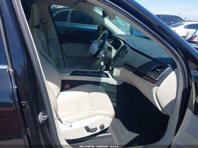 Продаж на аукціоні авто 2019 Volvo Xc90 T5 Momentum, vin: YV4102CK6K1506360, номер лоту: 44796788