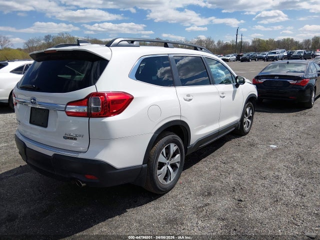 44796801 :رقم المزاد ، 4S4WMAFD1K3438151 vin ، 2019 Subaru Ascent Premium مزاد بيع