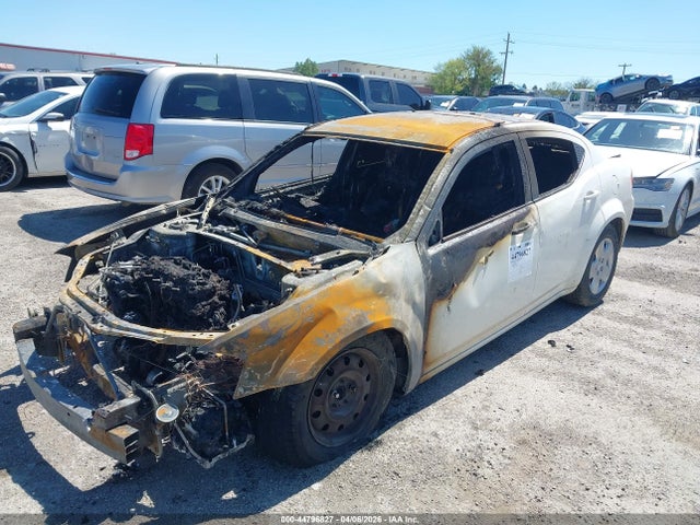 44796827 :رقم المزاد ، 1B3CC4FB1AN200475 vin ، 2010 Dodge Avenger Sxt مزاد بيع