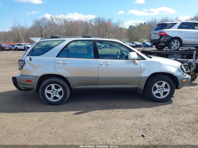 44796835 :رقم المزاد ، JTJHF10U930302740 vin ، 2003 Lexus Rx 300 مزاد بيع