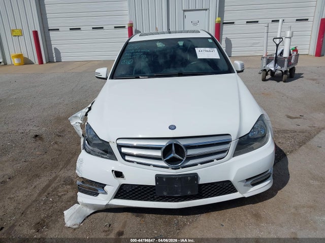 44796847 :رقم المزاد ، WDDGF8AB9DR284022 vin ، 2013 Mercedes-benz C 300 Sport 4matic مزاد بيع