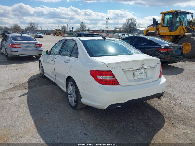 44796847 :رقم المزاد ، WDDGF8AB9DR284022 vin ، 2013 Mercedes-benz C 300 Sport 4matic مزاد بيع