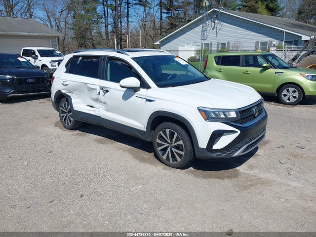 2022 Volkswagen Taos 1.5t Se მანქანა იყიდება აუქციონზე, vin: 3VVTX7B27NM012359, აუქციონის ნომერი: 44796870
