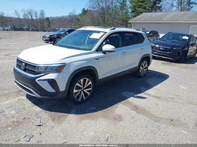 2022 Volkswagen Taos 1.5t Se მანქანა იყიდება აუქციონზე, vin: 3VVTX7B27NM012359, აუქციონის ნომერი: 44796870