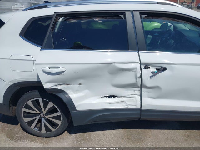 2022 Volkswagen Taos 1.5t Se მანქანა იყიდება აუქციონზე, vin: 3VVTX7B27NM012359, აუქციონის ნომერი: 44796870