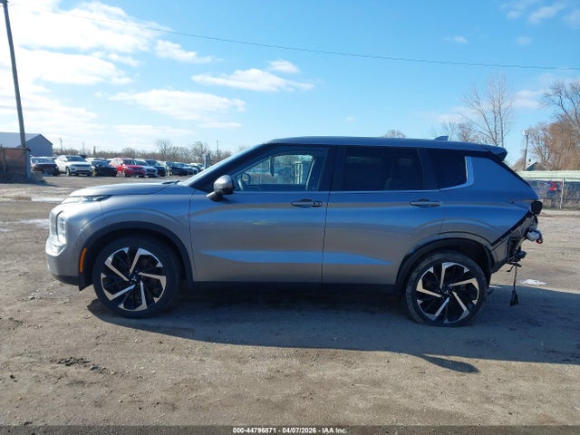 2022 Mitsubishi Outlander Se 2.5 2wd მანქანა იყიდება აუქციონზე, vin: JA4J3UA86NZ046923, აუქციონის ნომერი: 44796871