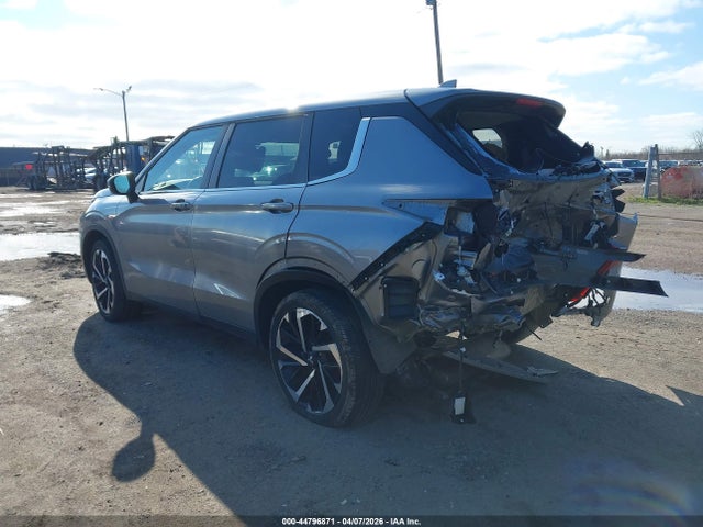 2022 Mitsubishi Outlander Se 2.5 2wd მანქანა იყიდება აუქციონზე, vin: JA4J3UA86NZ046923, აუქციონის ნომერი: 44796871