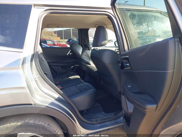 2022 Mitsubishi Outlander Se 2.5 2wd მანქანა იყიდება აუქციონზე, vin: JA4J3UA86NZ046923, აუქციონის ნომერი: 44796871