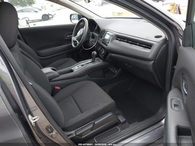 2017 HONDA HR-V 3CZRU5H34HM700582 Photo 4