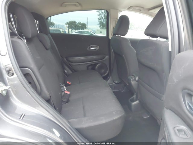 2017 HONDA HR-V 3CZRU5H34HM700582 Photo 7