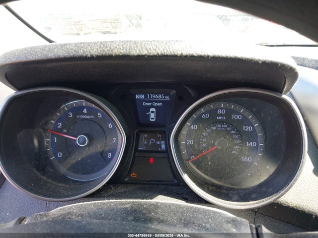 KMHD35LH6FU241887 Hyundai ELANTRA GT