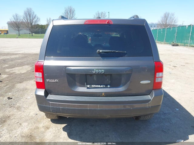 2017 Jeep Patriot Latitude Fwd მანქანა იყიდება აუქციონზე, vin: 1C4NJPFAXHD201145, აუქციონის ნომერი: 44796897