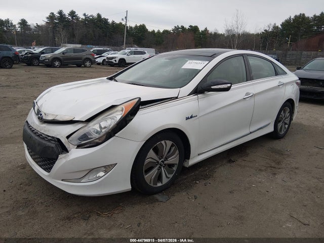 Hyundai Sonata Hybrid Limited 2014 KMHEC4A44EA103666 Image 2
