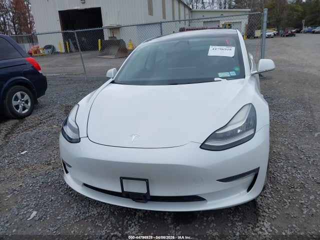 Tesla Model 3 Long Range Dual Motor All-wheel Drive 2020 5YJ3E1EB9LF637313 Image 13
