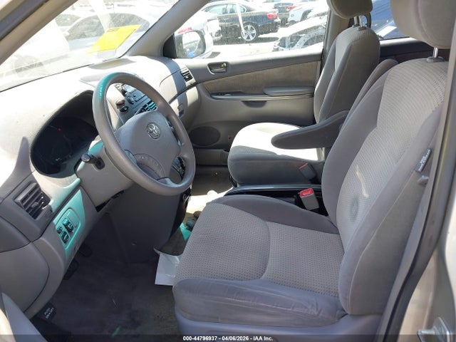2009 TOYOTA SIENNA 5TDZK23C79S287947 Photo 4