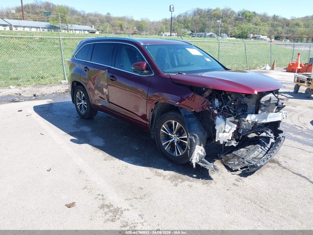 2016 Toyota Highlander Xle V6 მანქანა იყიდება აუქციონზე, vin: 5TDJKRFH1GS261791, აუქციონის ნომერი: 44796953