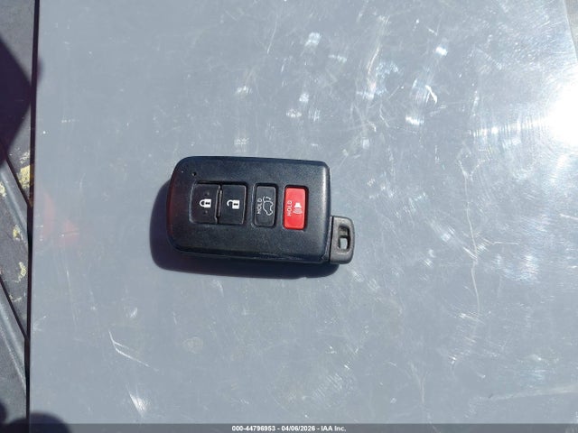 2016 Toyota Highlander Xle V6 მანქანა იყიდება აუქციონზე, vin: 5TDJKRFH1GS261791, აუქციონის ნომერი: 44796953