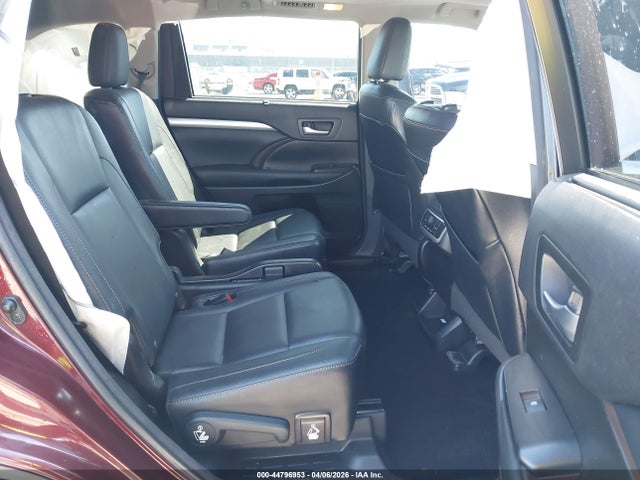 2016 Toyota Highlander Xle V6 მანქანა იყიდება აუქციონზე, vin: 5TDJKRFH1GS261791, აუქციონის ნომერი: 44796953