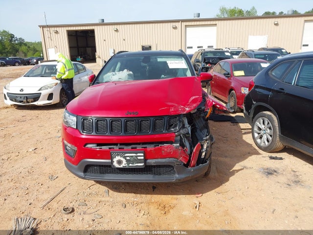 44796979 :رقم المزاد ، 3C4NJDBB5JT433651 vin ، 2018 Jeep Compass Altitude 4x4 مزاد بيع