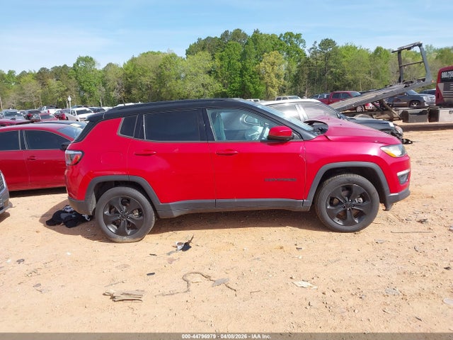 44796979 :رقم المزاد ، 3C4NJDBB5JT433651 vin ، 2018 Jeep Compass Altitude 4x4 مزاد بيع