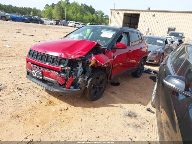 44796979 :رقم المزاد ، 3C4NJDBB5JT433651 vin ، 2018 Jeep Compass Altitude 4x4 مزاد بيع