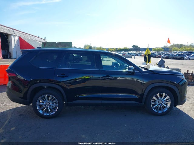 Toyota Grand Highlander Platinum 2026 5TDAAAB59TS123992 Image 14