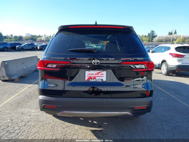 Toyota Grand Highlander Platinum 2026 5TDAAAB59TS123992 Image 17